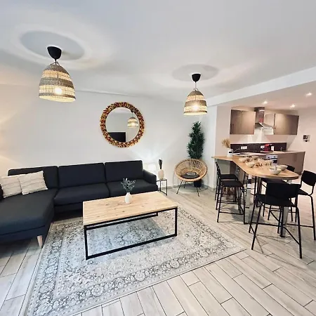 شقة Maison De Charme 8 Chambres, 8 Salle De Bain رانس