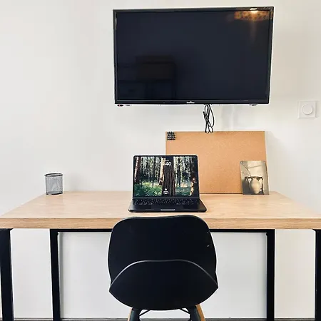 Maison De Charme 8 Chambres, 8 Salle De Bain ריימס