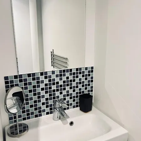 Maison De Charme 8 Chambres, 8 Salle De Bain * رانس