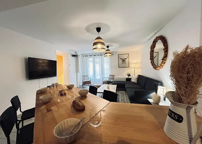 Maison De Charme 8 Chambres, 8 Salle De Bain Apartament *