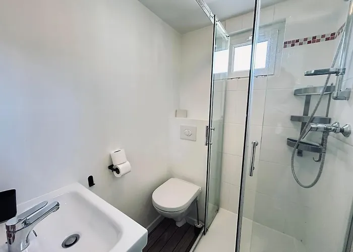 Maison De Charme 8 Chambres, 8 Salle De Bain Apartament Reims