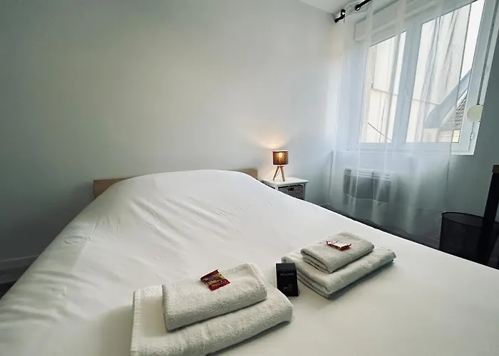 Maison De Charme 8 Chambres, 8 Salle De Bain *