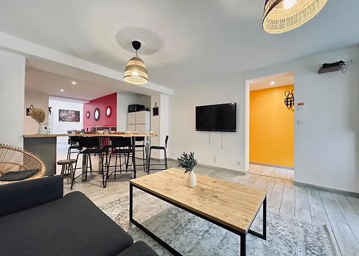 Maison De Charme 8 Chambres, 8 Salle De Bain *